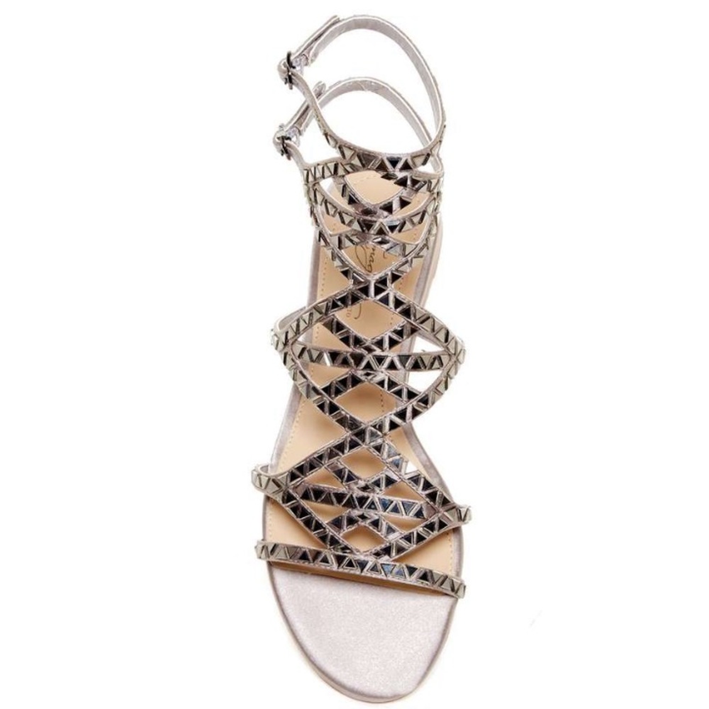 NIB • Imagine Vince Camuto • Rettle Strappy Sandal